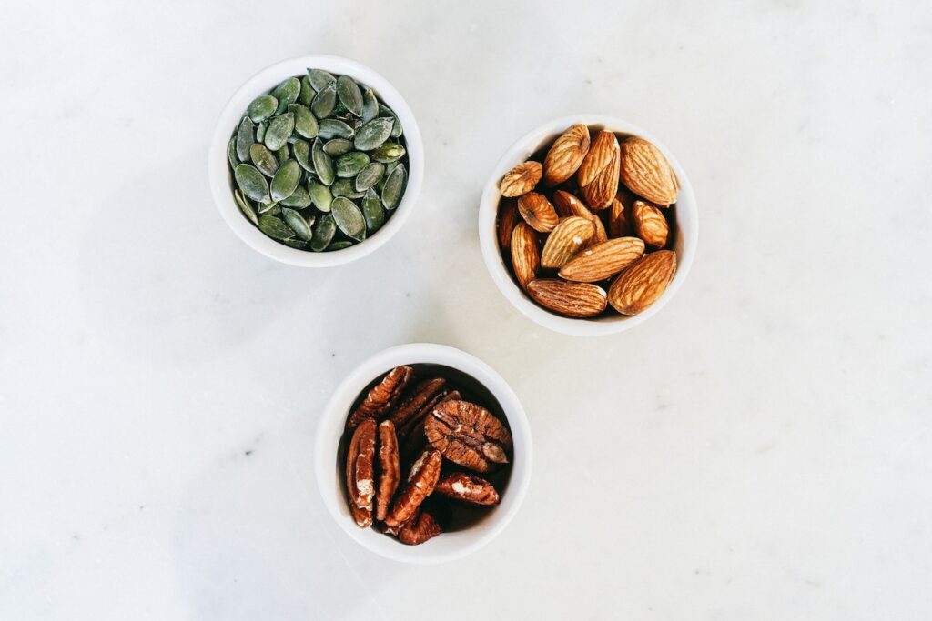 WHAT FOODS HELP BOOST MOOD Nuts and seeds