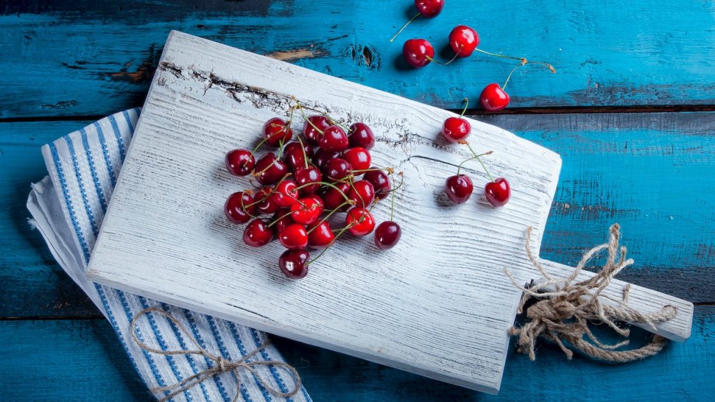 Incorporating tart cherry juice into your daily routine