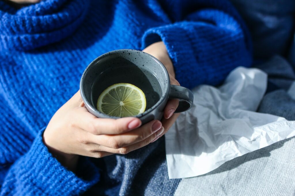 Lemon water at night: Supporting the immune system