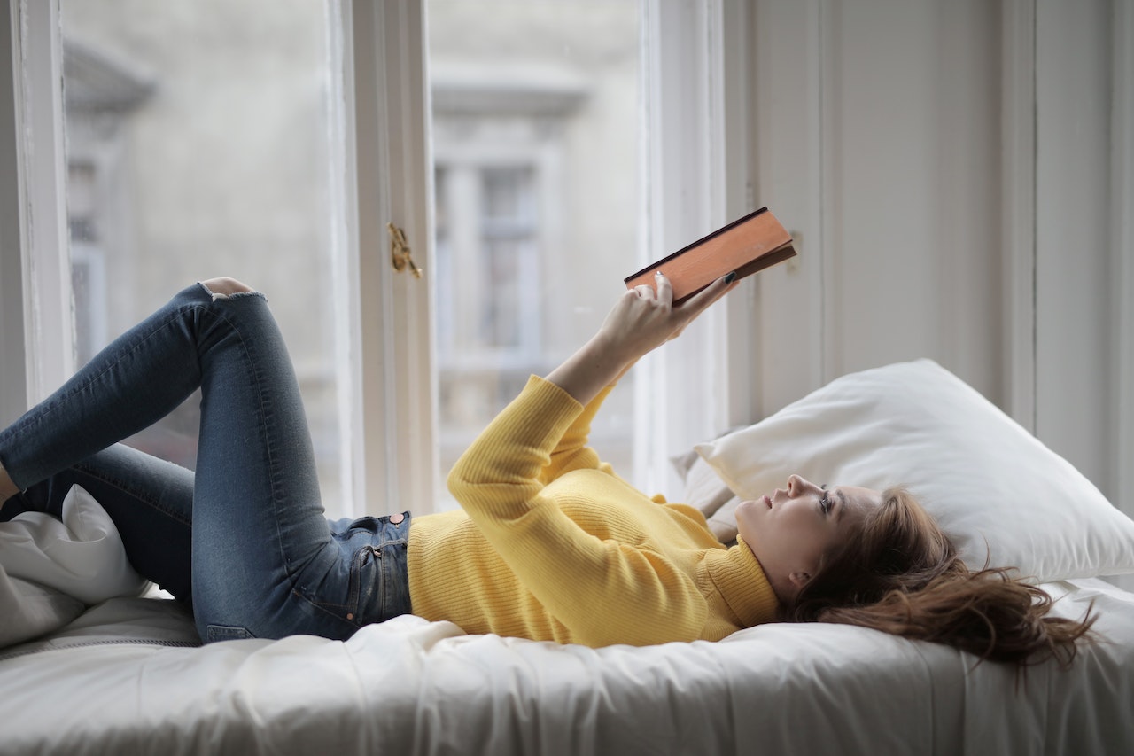 can reading a book help you sleep
