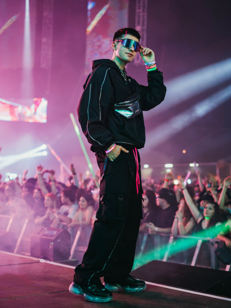 Men's Rave Outfits for EDM Festivals